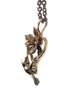 Multi-Tone Black Hills 10K Gold Hummingbird Floral Heart Pendant Fine Jewelry